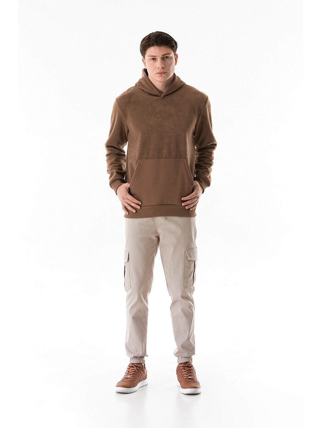 Kahverengi 3 İplik Kanguru Cepli Kapüşonlu Pelüş Sweatshirt-3