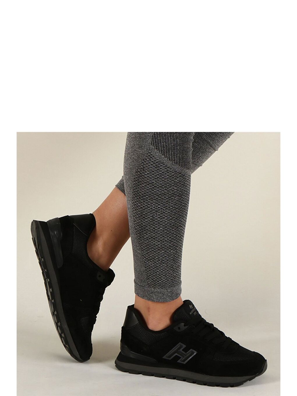 Peru Hakiki Deri Siyah-Füme Kadın Spor Ayakkabı-4