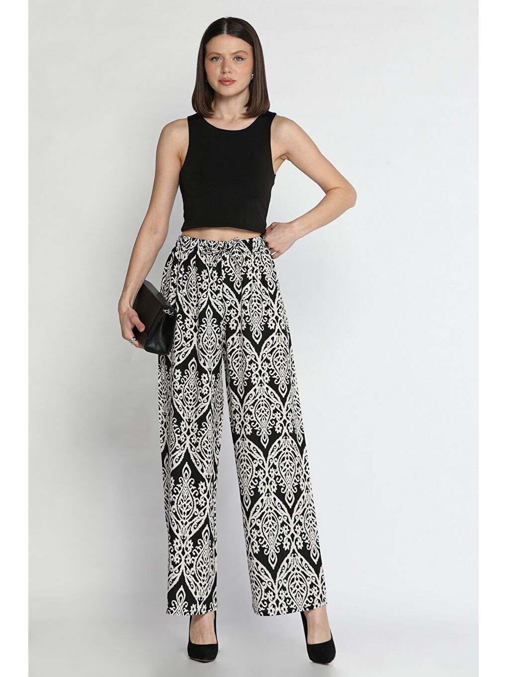 Siyah Kadın Bel Lastikli Desenli Viskon Yürüyüş Pantolonu