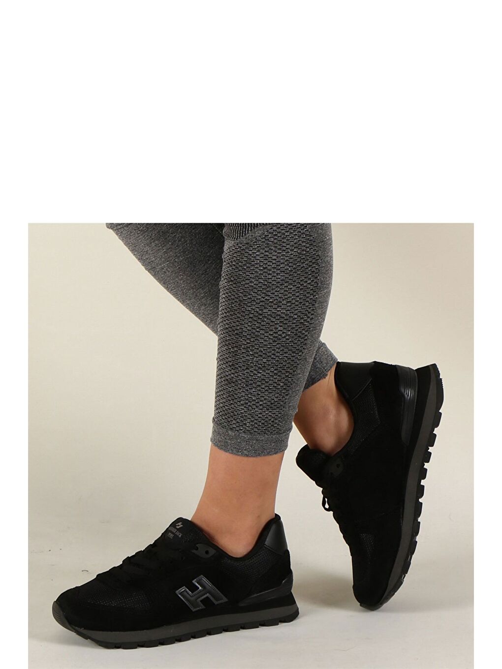 Peru Hakiki Deri Siyah-Füme Kadın Spor Ayakkabı-5