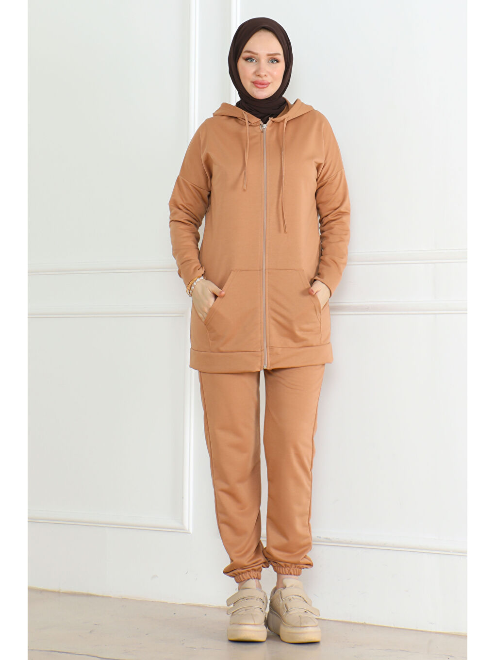 Kahverengi Fermuarlı İkili Takım Biskuvi - 13359-1