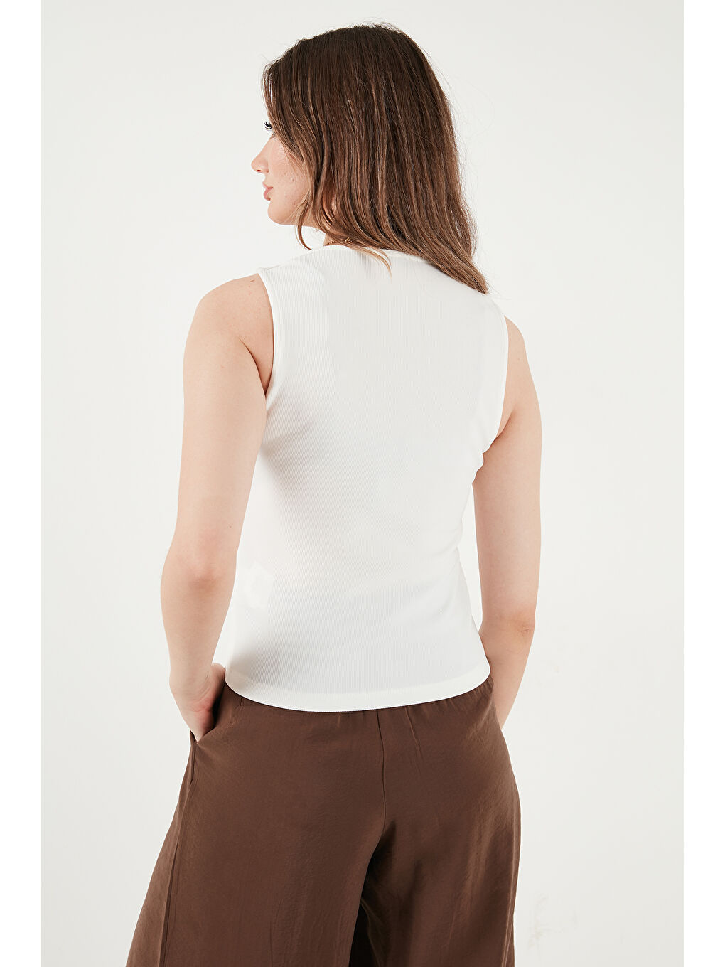 Ekru Fittili Regular Fit V Yaka Düğmeli Kadın Yelek 5866559-6