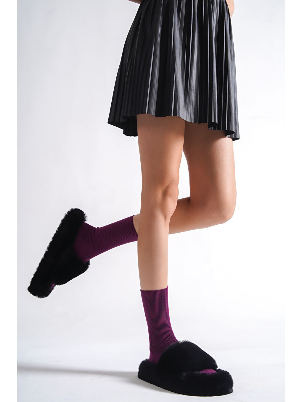 Siyah Pelüş Tüylü Kadın Ev Terliği-7