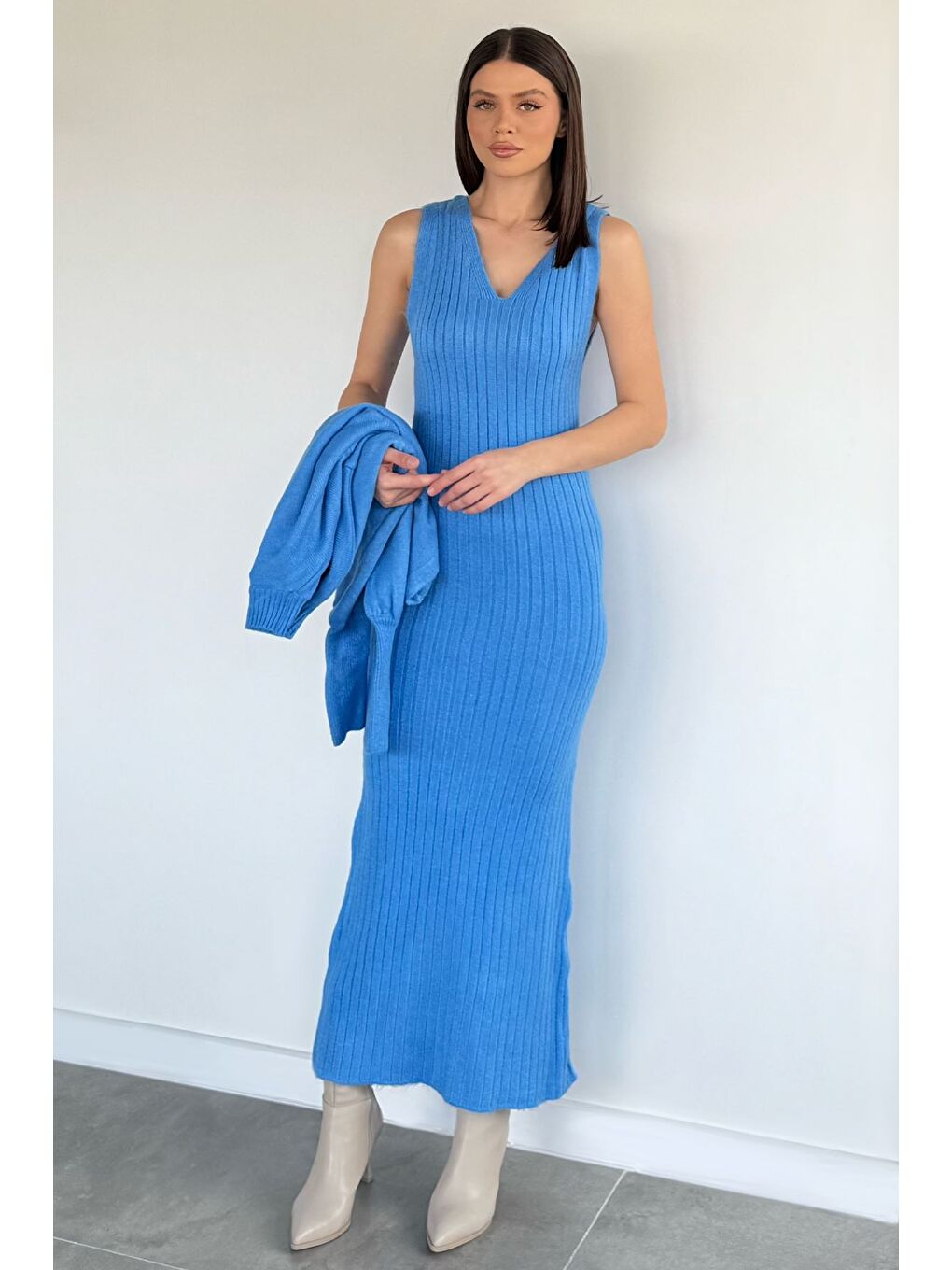 Mavi Kadın Yarım Balıkçı Yaka Nakışlı Triko Bluz Elbise İkili Takım-2