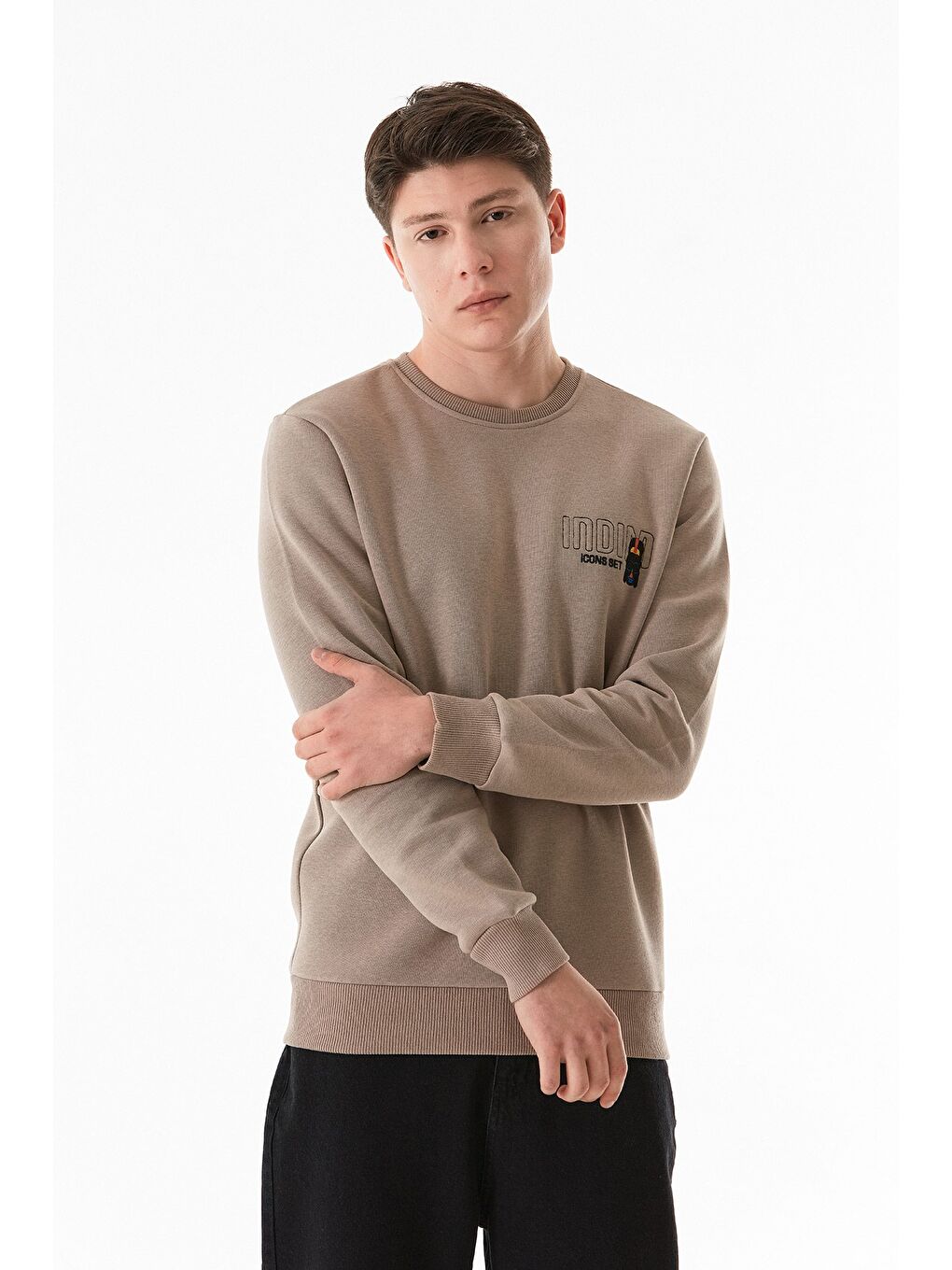Bej 3 İplik Yazı Nakışlı Bisiklet Yaka Sweatshirt-4