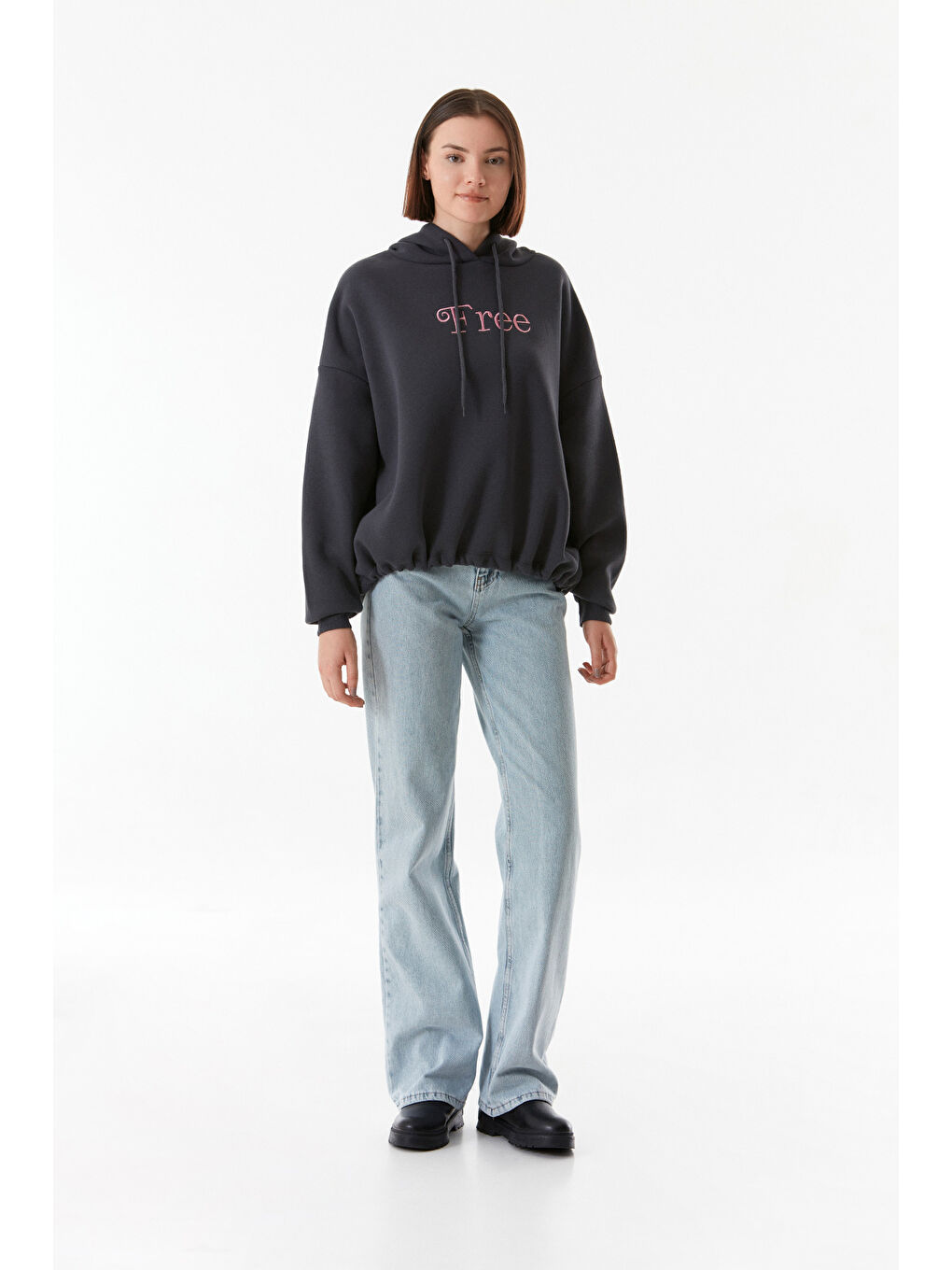 Gri Free Nakışlı Beli Lastikli Kapüşonlu Sweatshirt-4