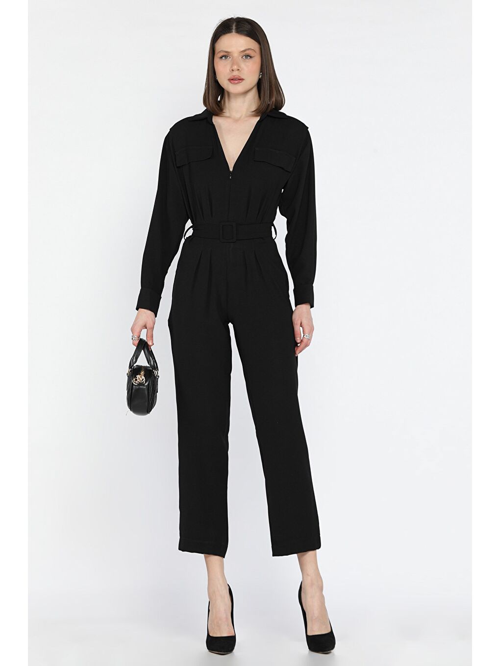 Siyah V Yaka Kemerli Tulum