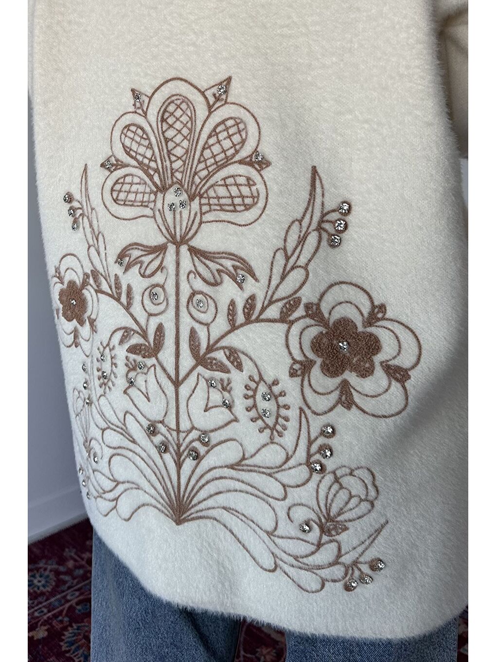 Ekru Gülseli Atkılı Tesettür Triko Hırka-9