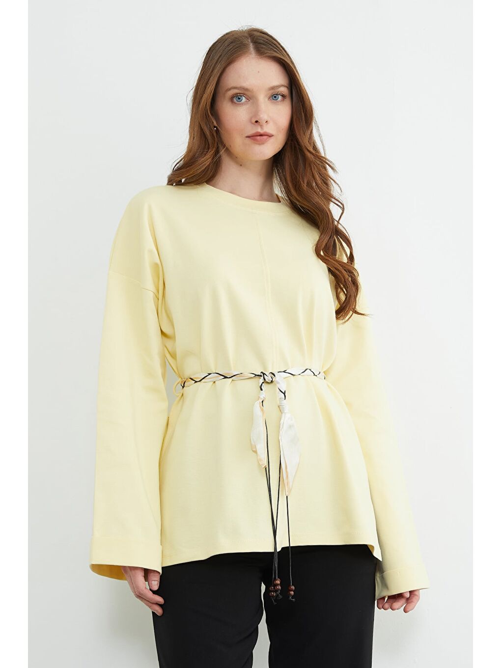 Sarı Kemerli Yırtmaçlı Geniş Kol Tunik-1