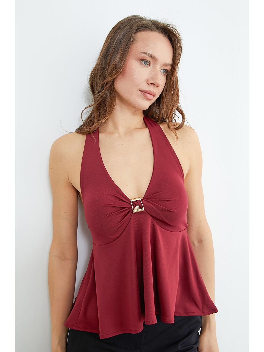 Bordo Toka Aksesuarlı Boyundan Geçirmeli Kaplı Bluz-4