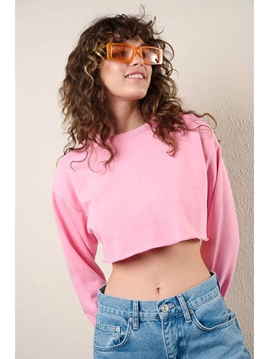 Kadın Pembe Basic Bisiklet Yaka Uzun Kollu Crop Sweatshirt HZL24W-ZK11351-1