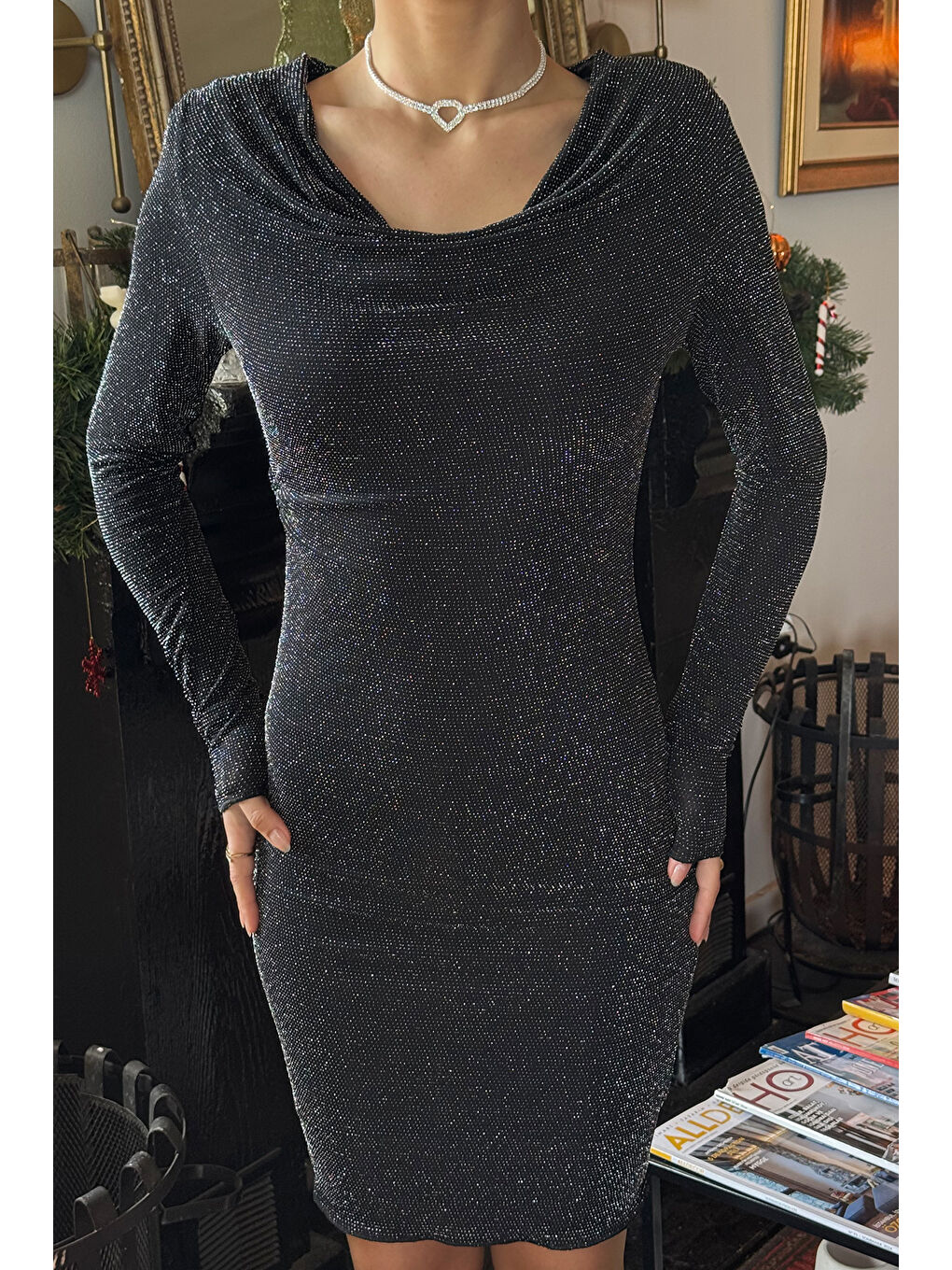 Siyah Kadın Omuz Vatkalı Degaje Yaka Işıltılı Elbise-2