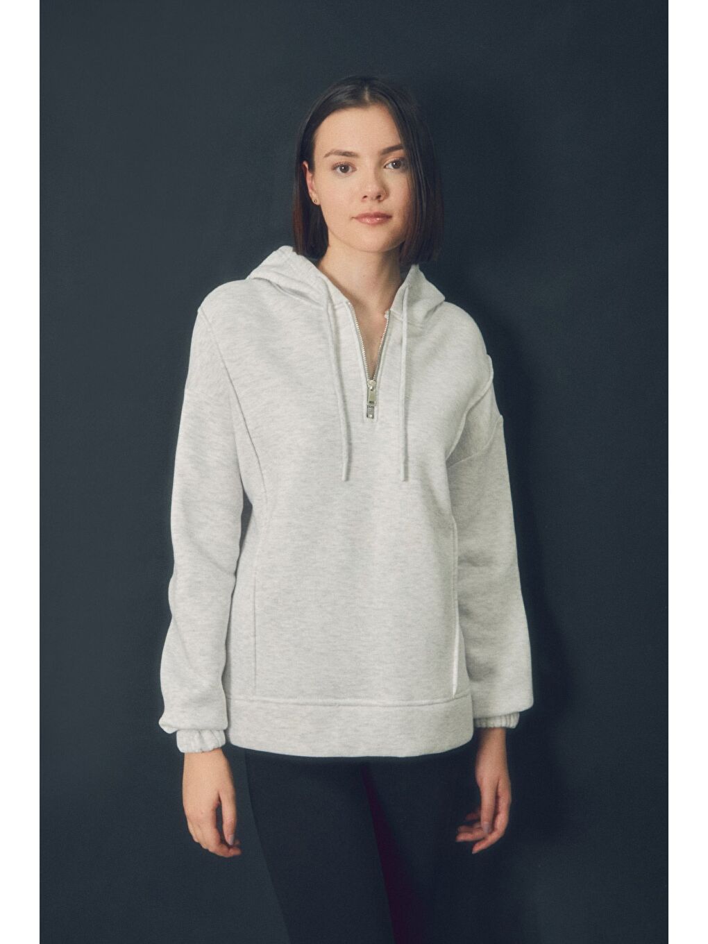 Fullamoda Gri Basic Yarım Fermuarlı Kapüşonlu Sweatshirt