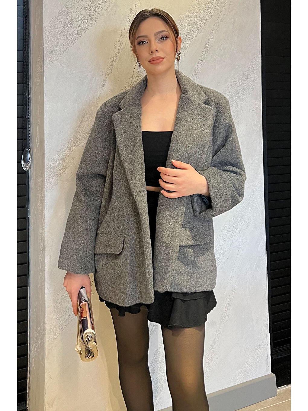 Gri Kadın Kruvaze Yaka Astarlı Kaşe Kaban