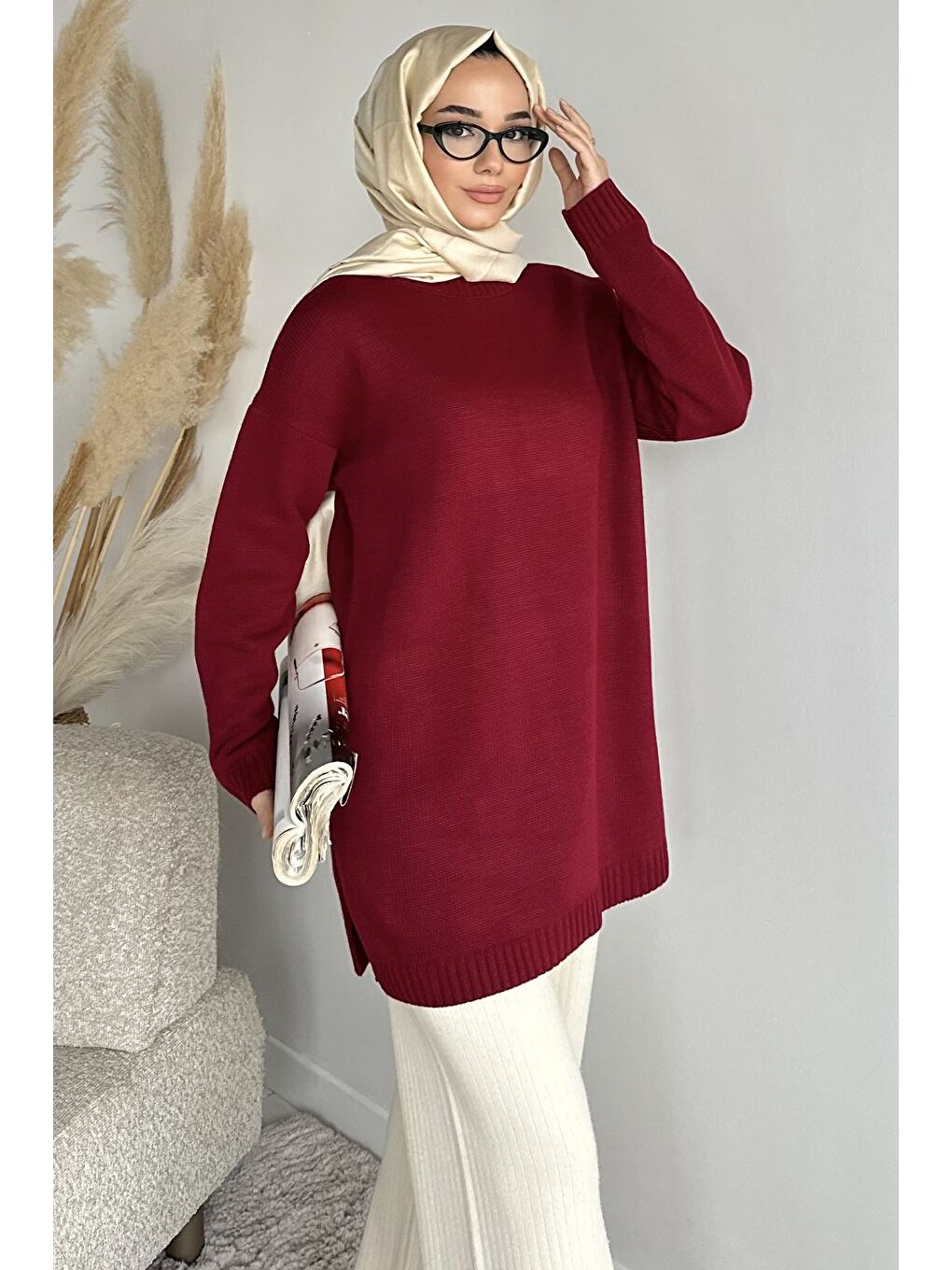 Bordo Gülseli Bisiklet Yaka Yırtmaçlı Tesettür Triko Tunik-3