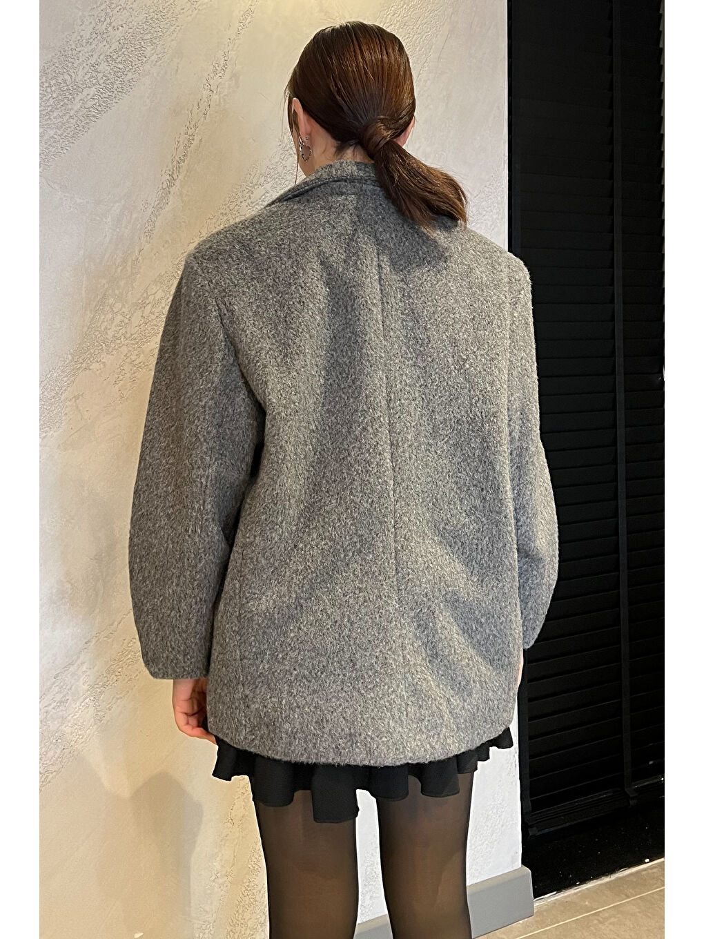 Gri Kadın Kruvaze Yaka Astarlı Kaşe Kaban-3