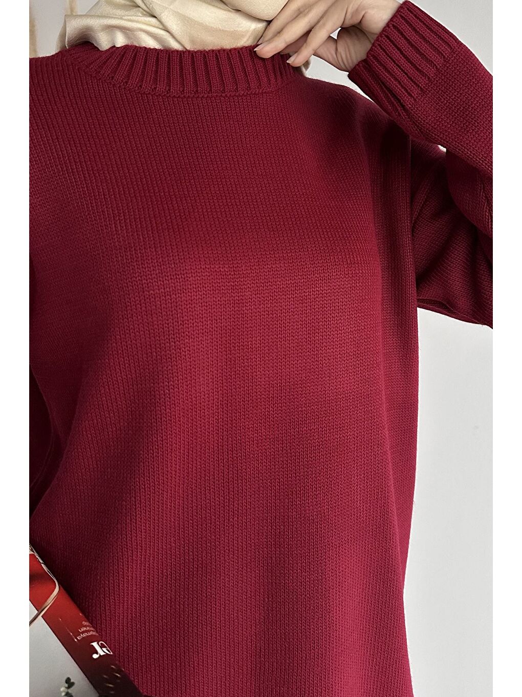 Bordo Gülseli Bisiklet Yaka Yırtmaçlı Tesettür Triko Tunik-7