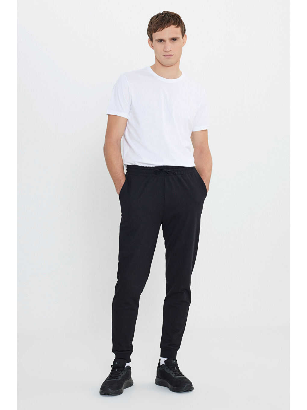 Erkek Haki-Siyah Pamuklu Standart Fit Normal Kesim Kapüşonlu Kanguru Cepli Eşofman Takımı-4