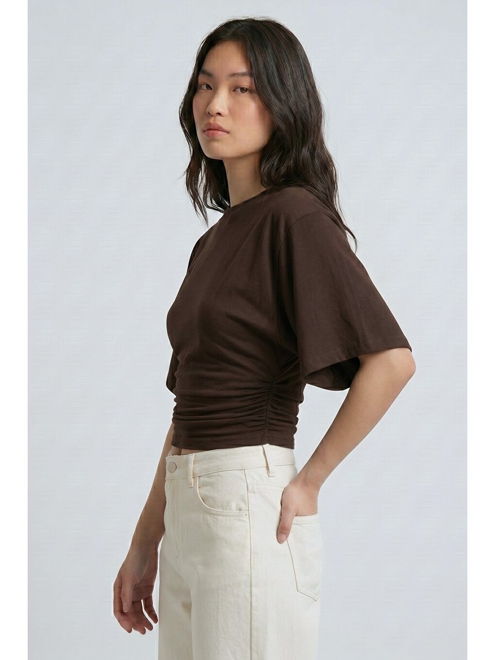 Acı Kahverengi Bisiklet Yaka Beli Büzgülü Yarasa Kollu Crop Bluz-3