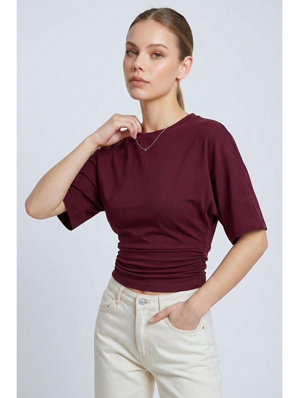 Bordo Bisiklet Yaka Beli Büzgülü Yarasa Kollu Crop Bluz-3