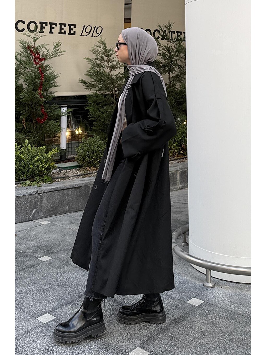 Uzun Apoletli Oversize Trenç Siyah-1