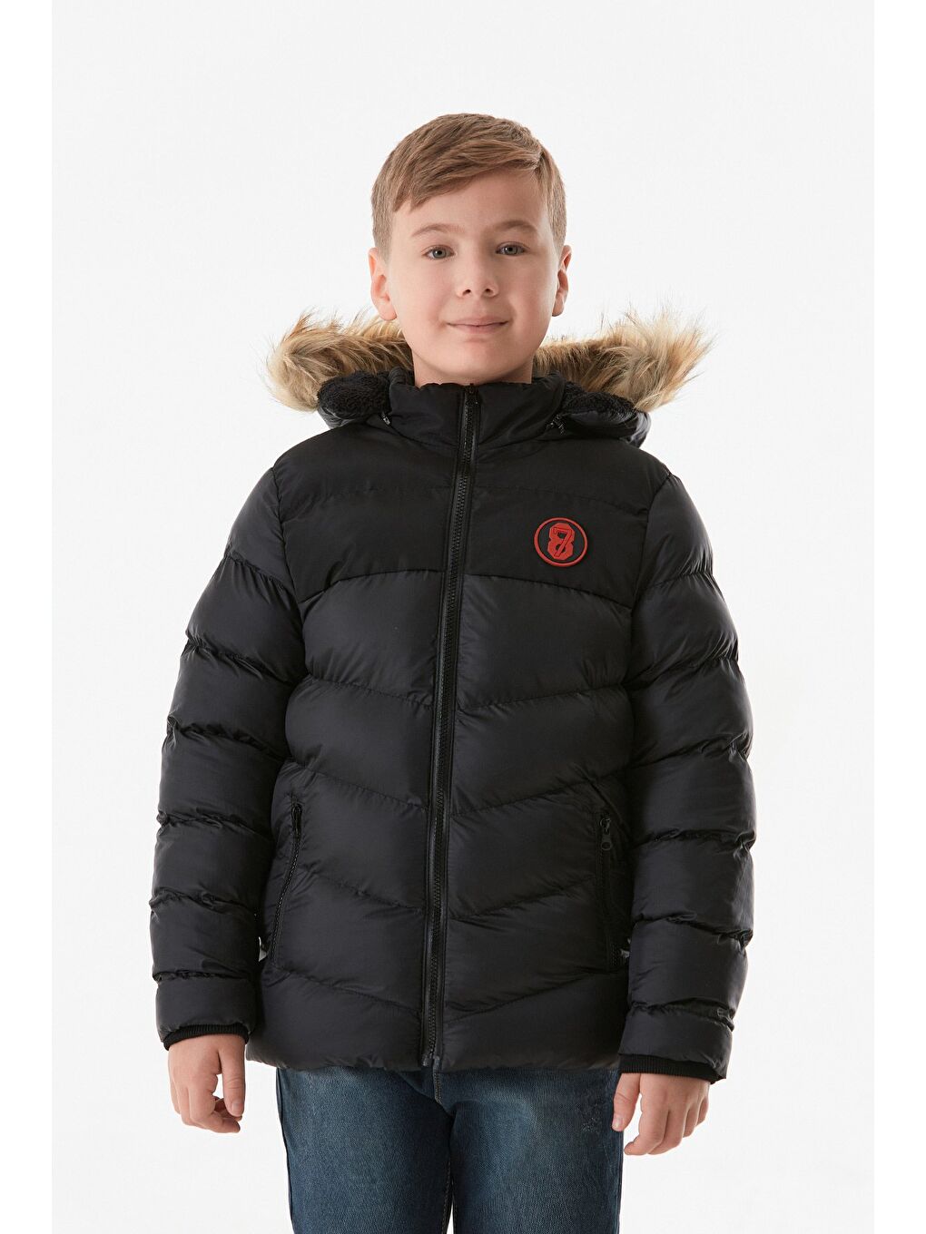 Siyah Armalı Cebi Fermuarlı Kapüşonlu Erkek Çocuk Mont-2