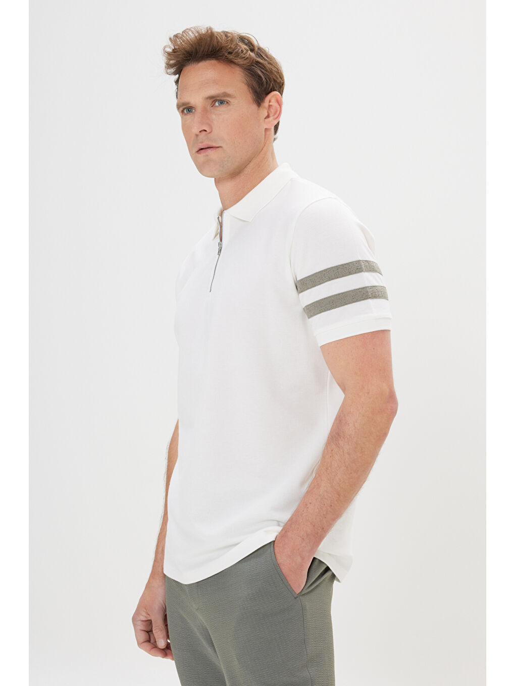 Erkek Beyaz Dar Kesim %100 Pamuk Polo Yaka Tişört-2