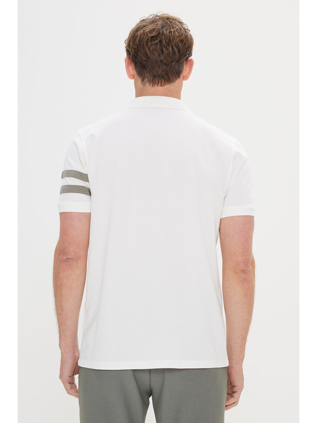 Erkek Beyaz Dar Kesim %100 Pamuk Polo Yaka Tişört-4