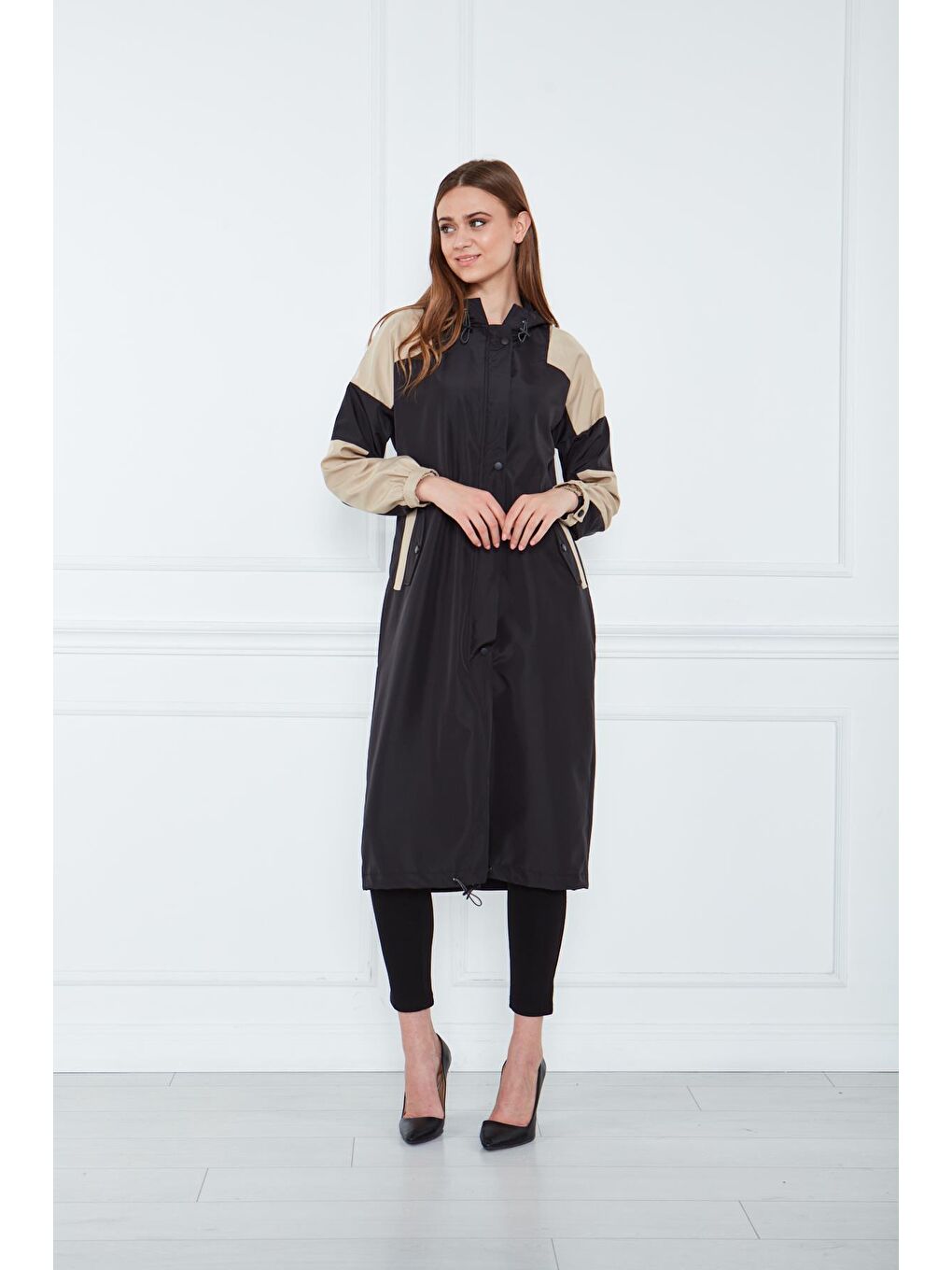 Siyah Kadın Kuşaklı Çift Renk Trençkot-1