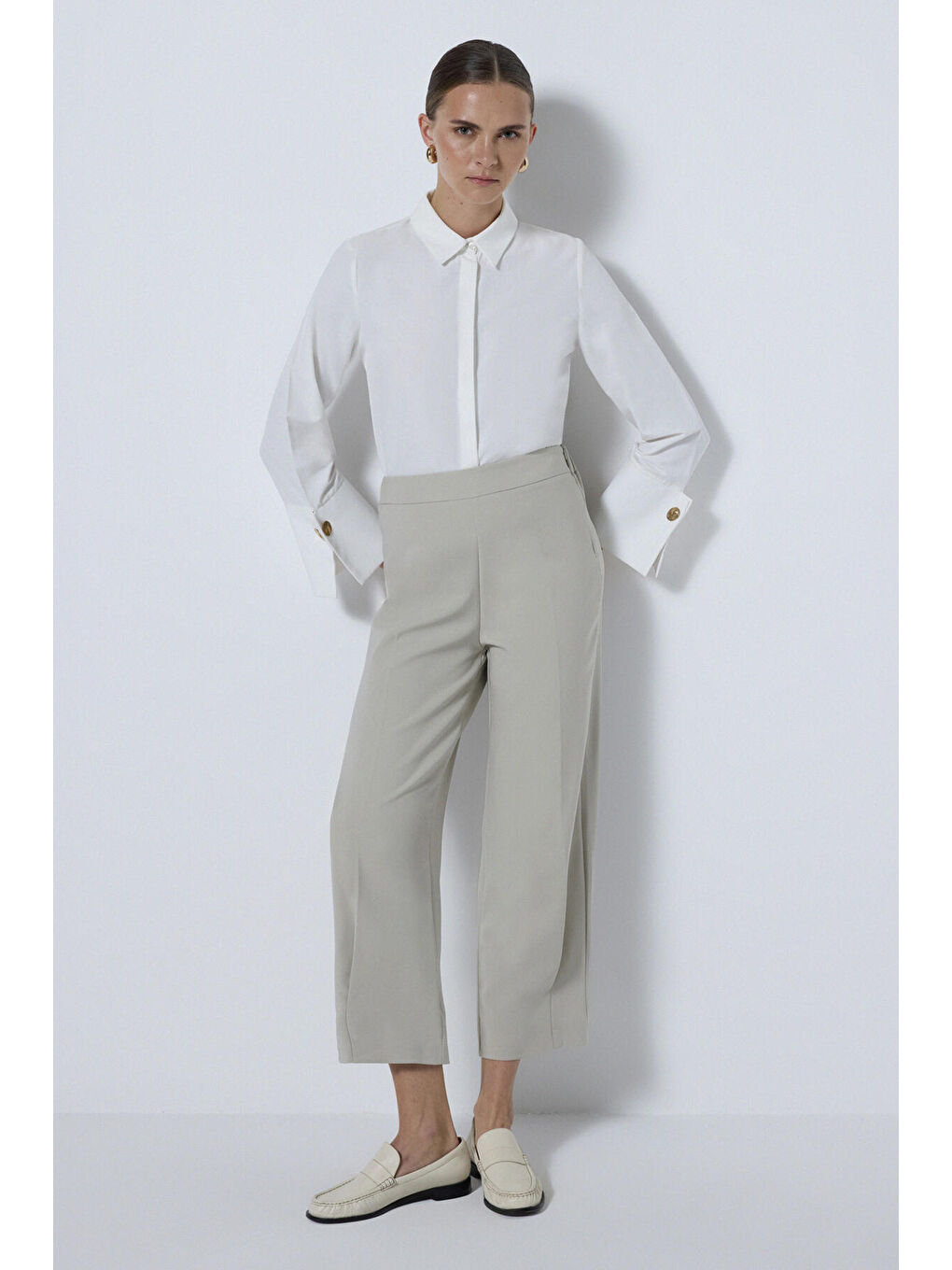 Bej Paçası Dikişli Krep Pantolon-2