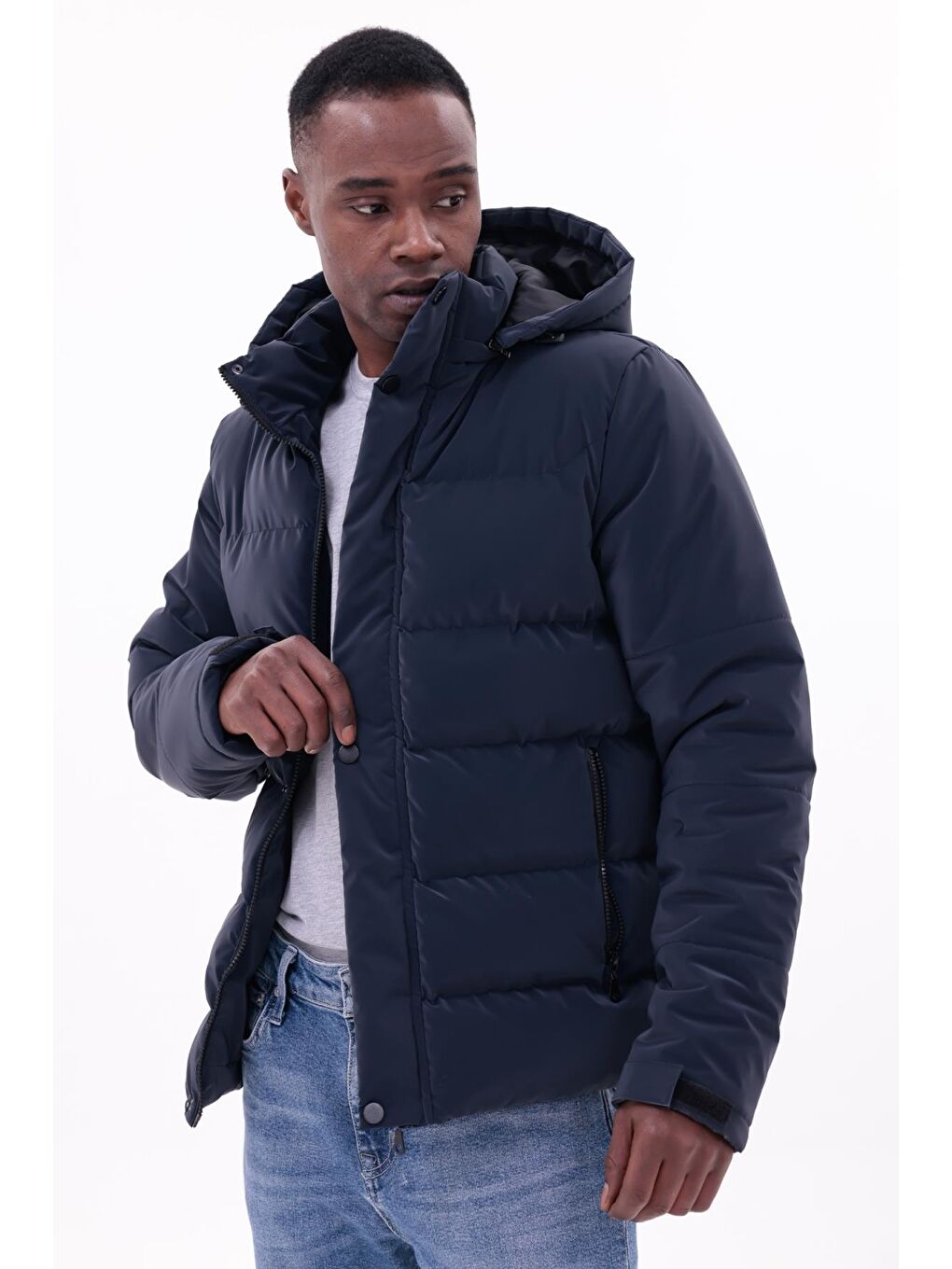 Antrasit Erkek Kışlık Nova Kumaş Su Geçirmez İç Cepli Çıkarılabilir Kapüşonlu Mont-3