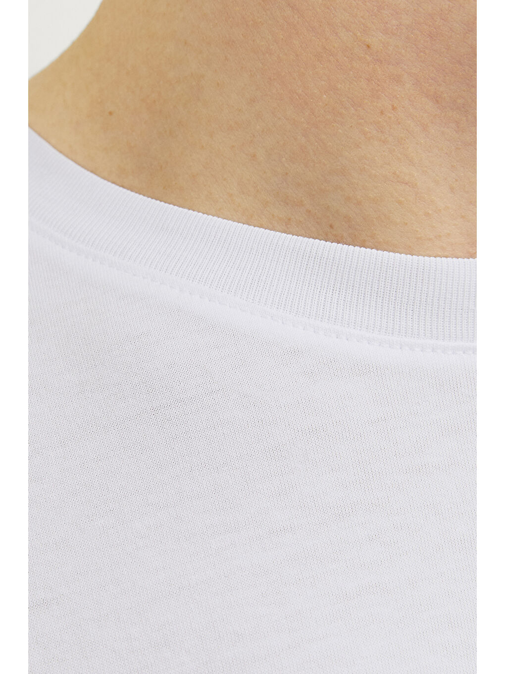 Beyaz Pamuklu Slim Fit Bisiklet Yaka Erkek Tişört 12233999-4