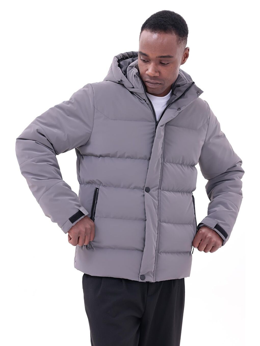 Gri Erkek Kışlık Nova Kumaş Su Geçirmez İç Cepli Çıkarılabilir Kapüşonlu Mont-3