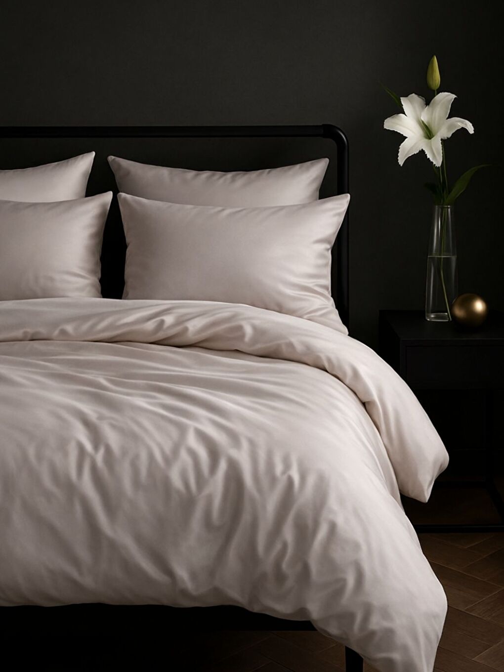 Beyaz Saten 80 Tel Açık Pudra Çift Kişilik Nevresim Seti