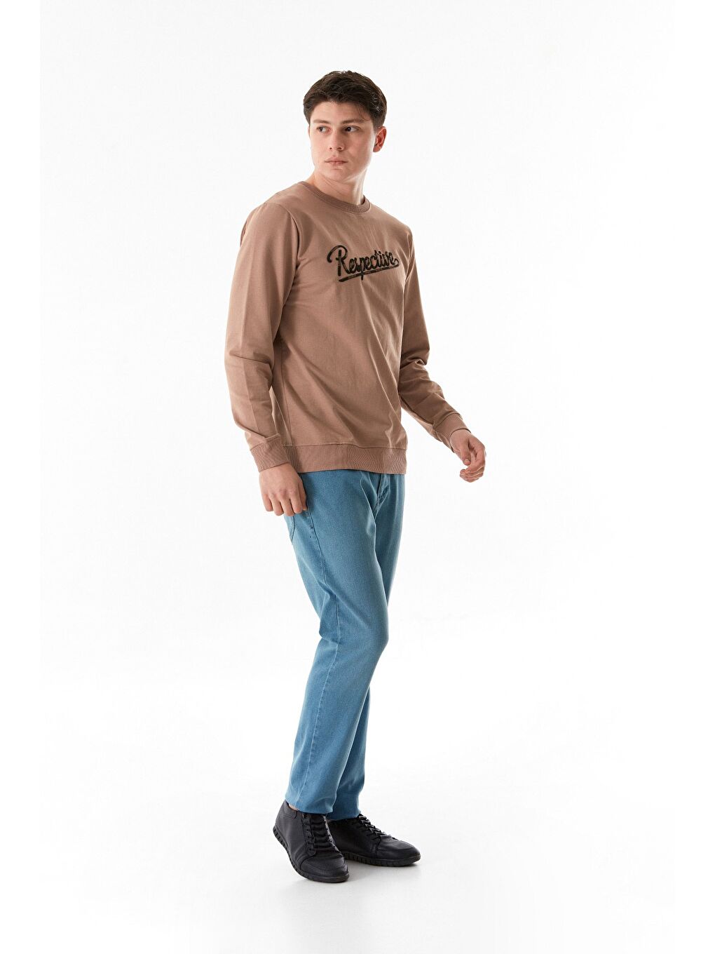 Kahverengi Yazı Nakışlı Bisiklet Yaka Sweatshirt-1