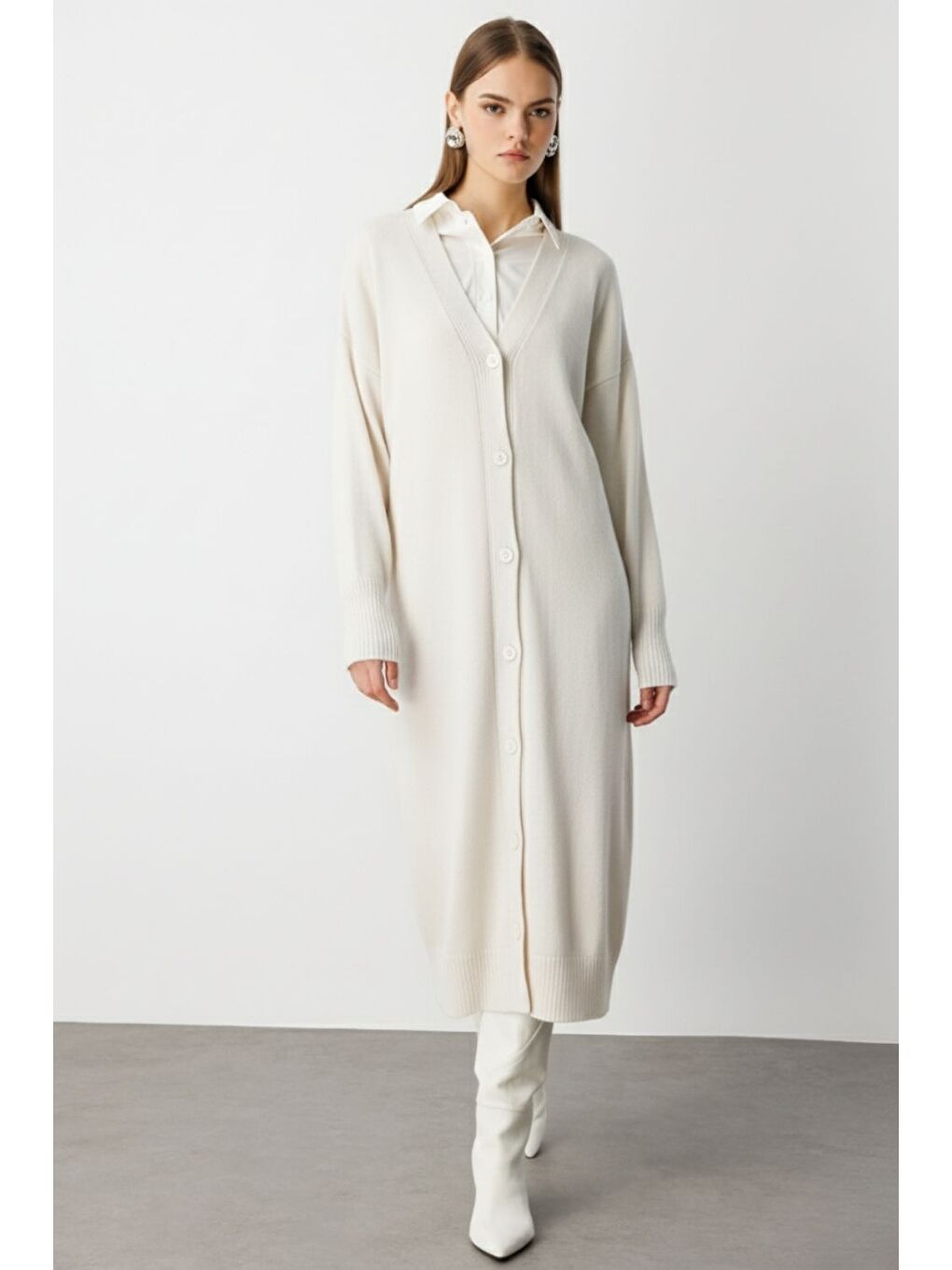 Oversize V Yaka Uzun Ekru Triko Hırka