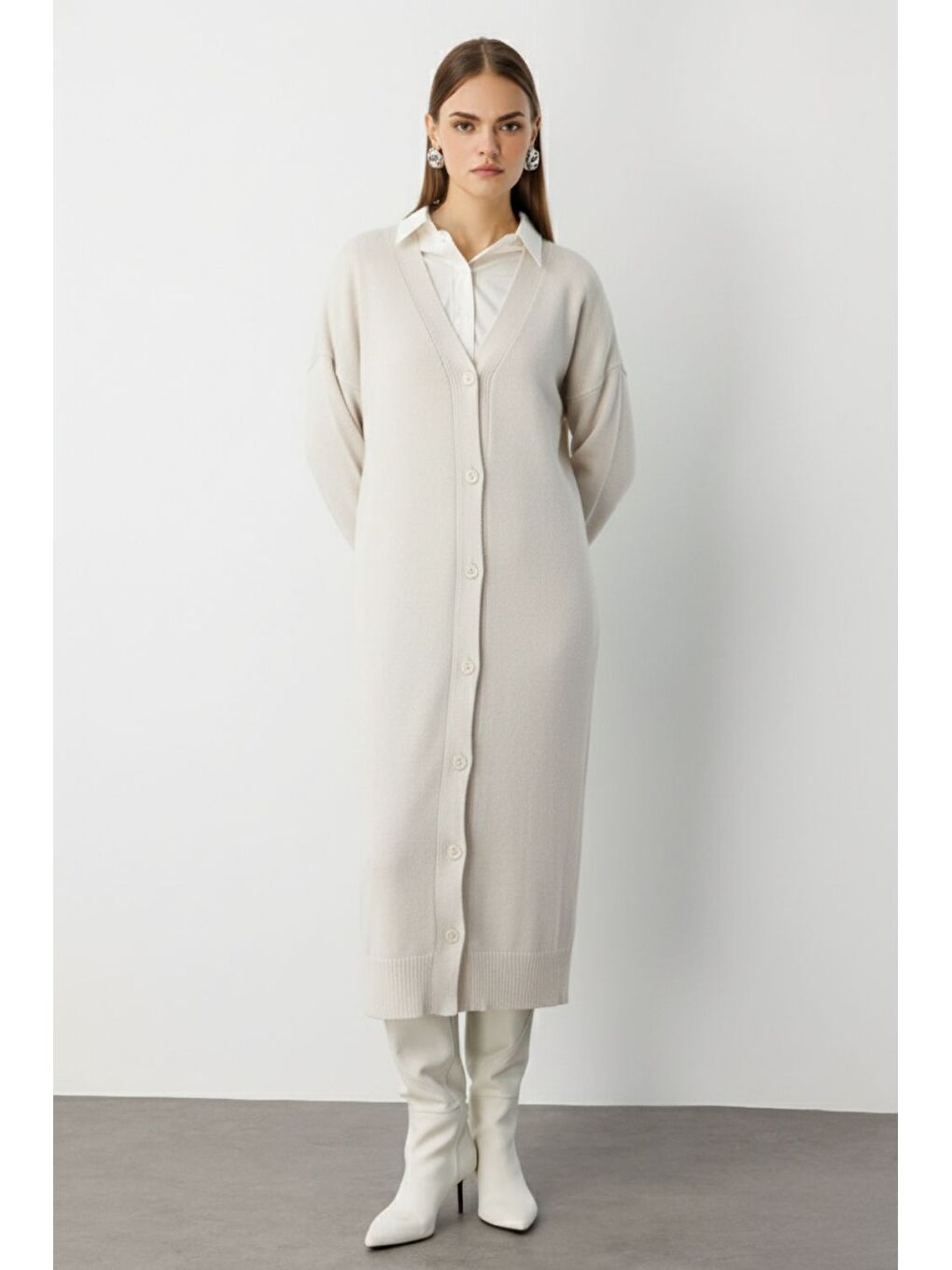 Oversize V Yaka Uzun Ekru Triko Hırka-1