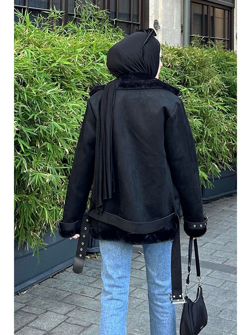Kürk Detaylı Süet Mont Siyah-3