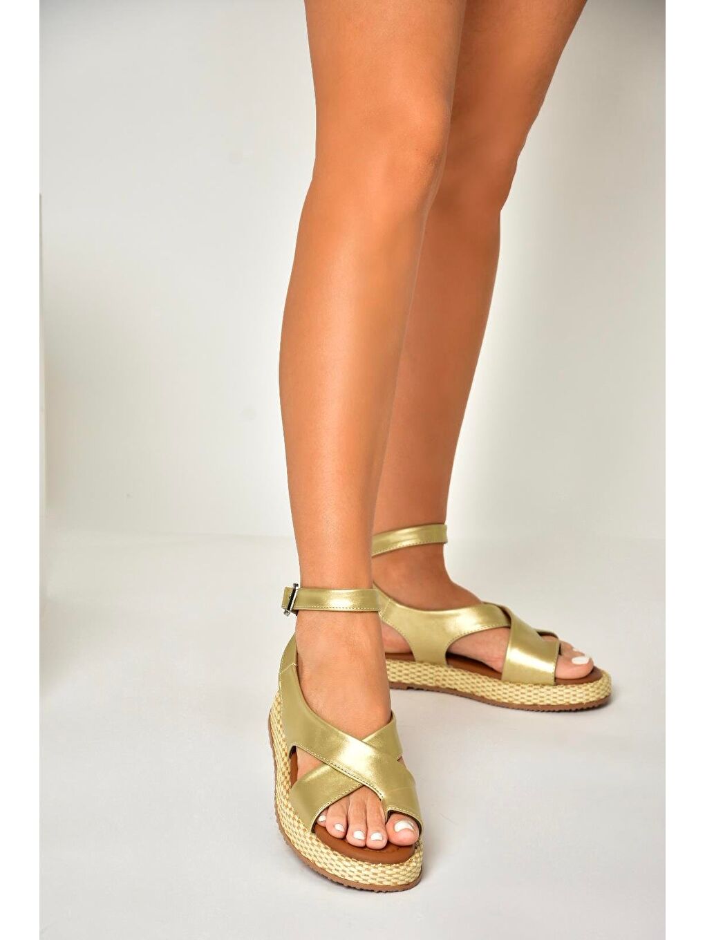 Sarı Altın Kadın Sandalet U9732645-1