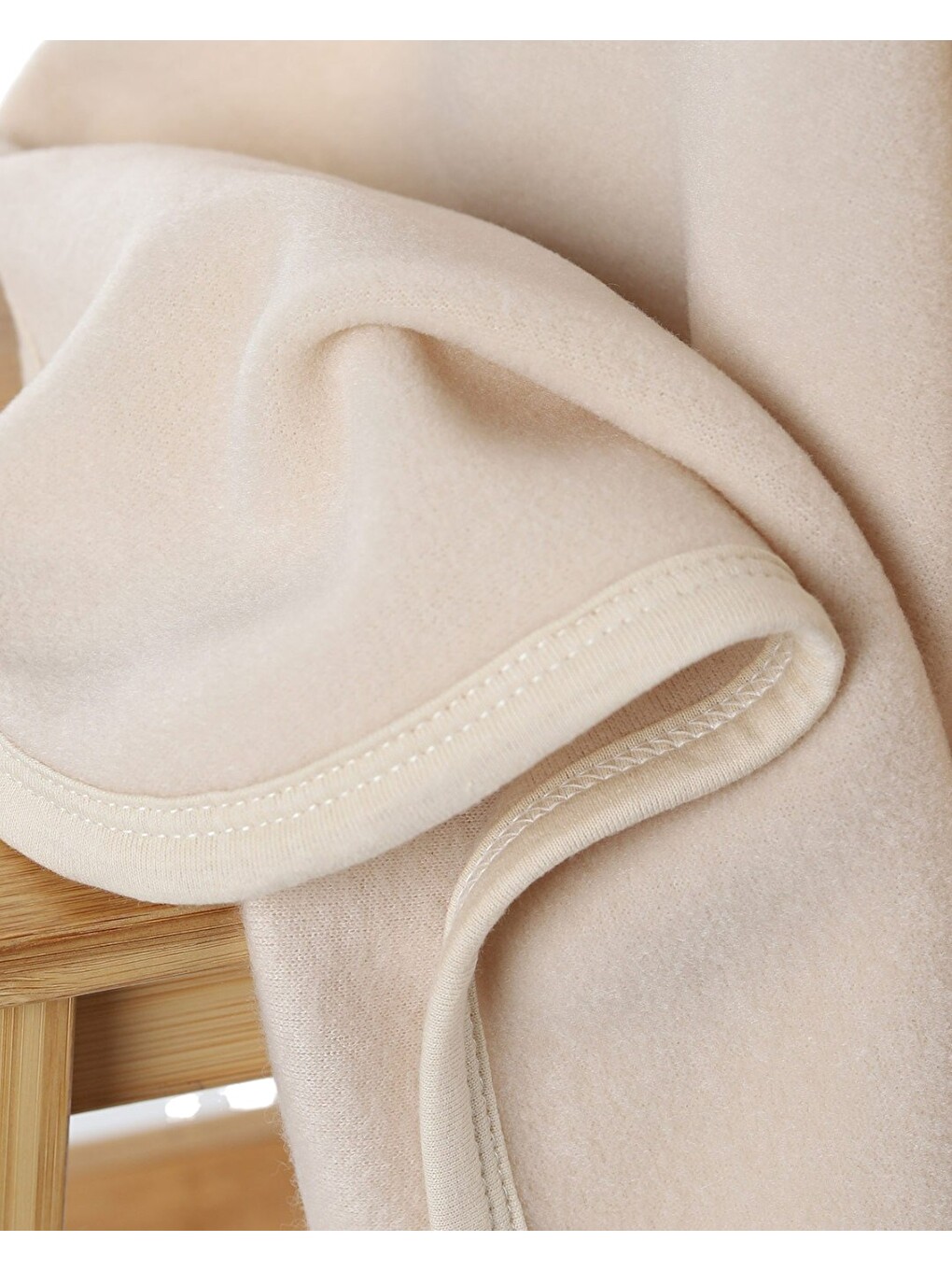 Bej Sade Polar Kenarları Biyeli Battaniye En:84 Cm Boy: 87 Cm-4