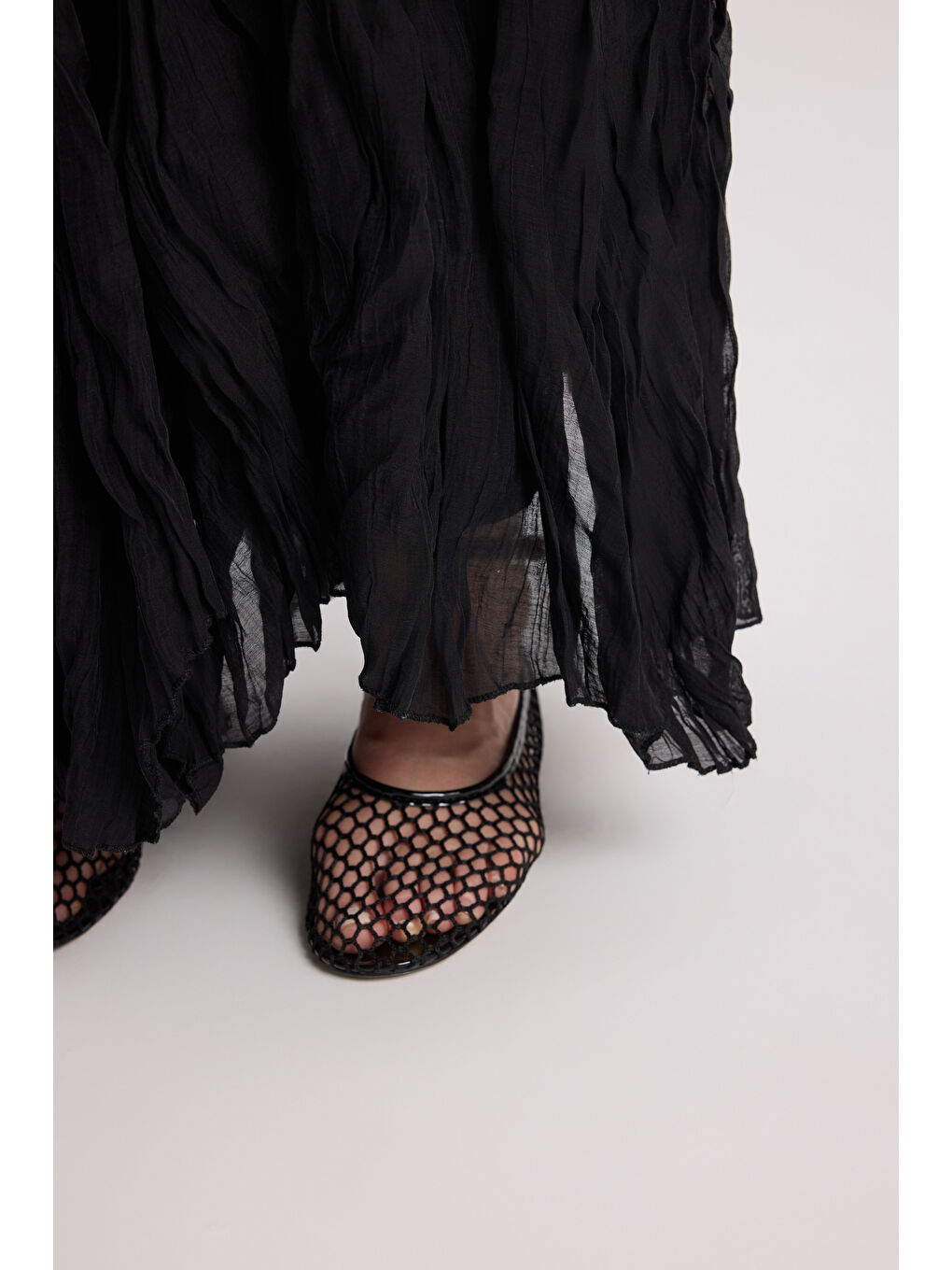 Freesia Kırışık Siyah Uzun Etek-7