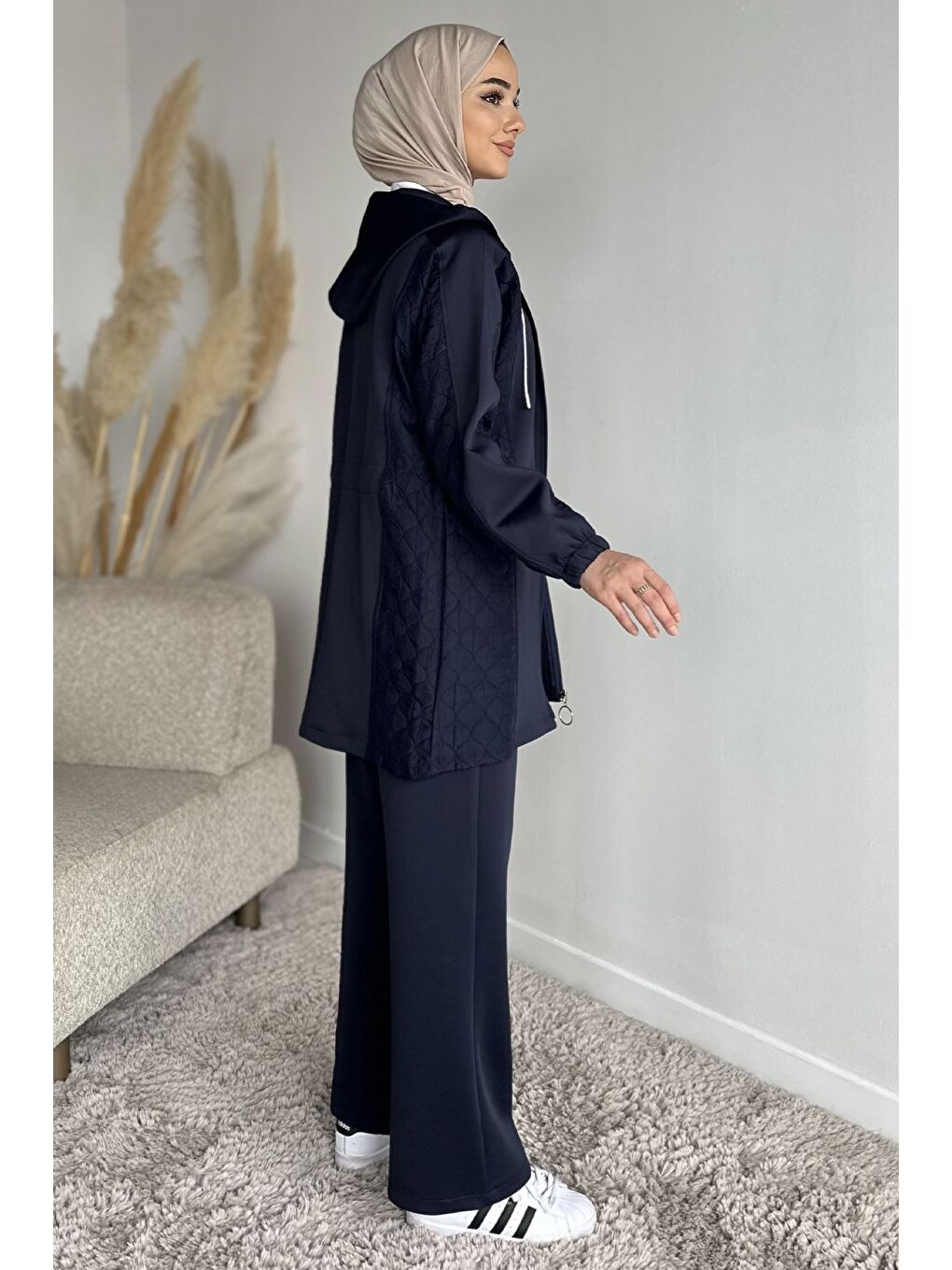 Lacivert Yan Kapitone Detaylı Kapüşonlu Tesettür Tunik Pantolon İkili Takım-7
