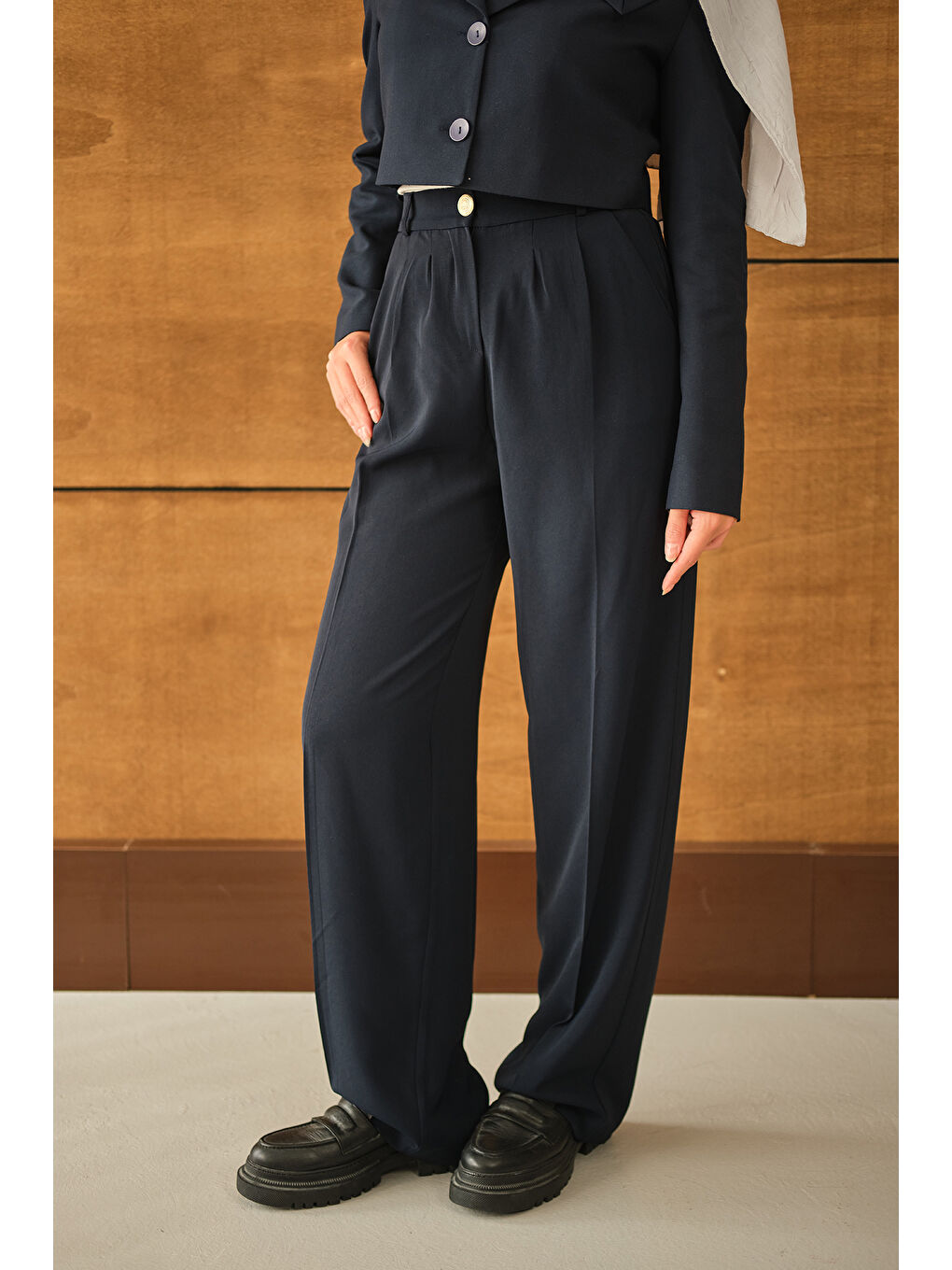 Kadın Beli Lastikli Pileli Pantolon Lacivert-2