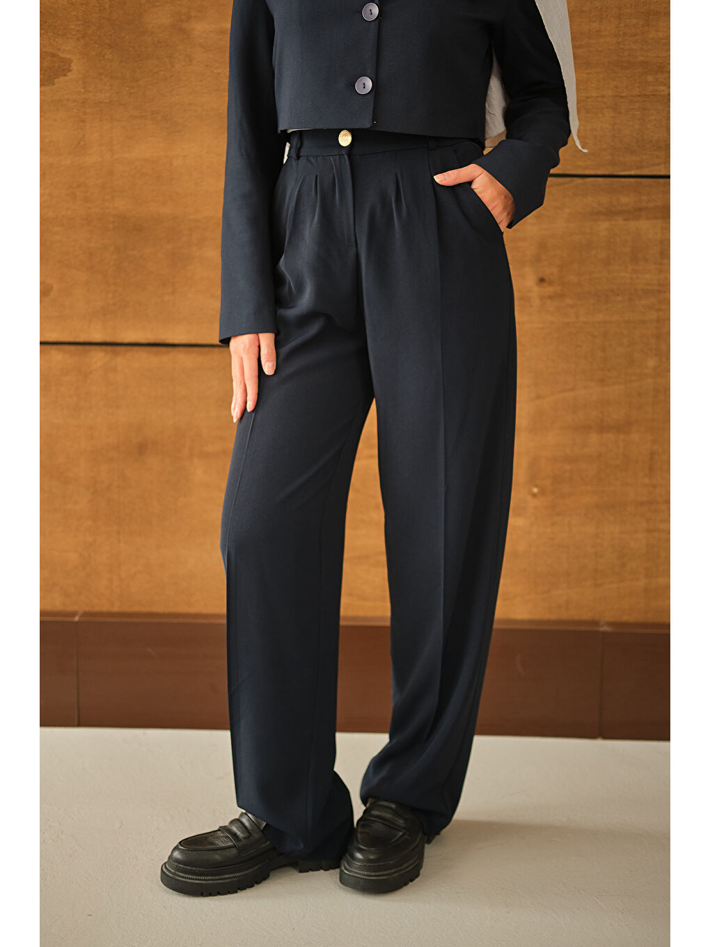 Kadın Beli Lastikli Pileli Pantolon Lacivert-4