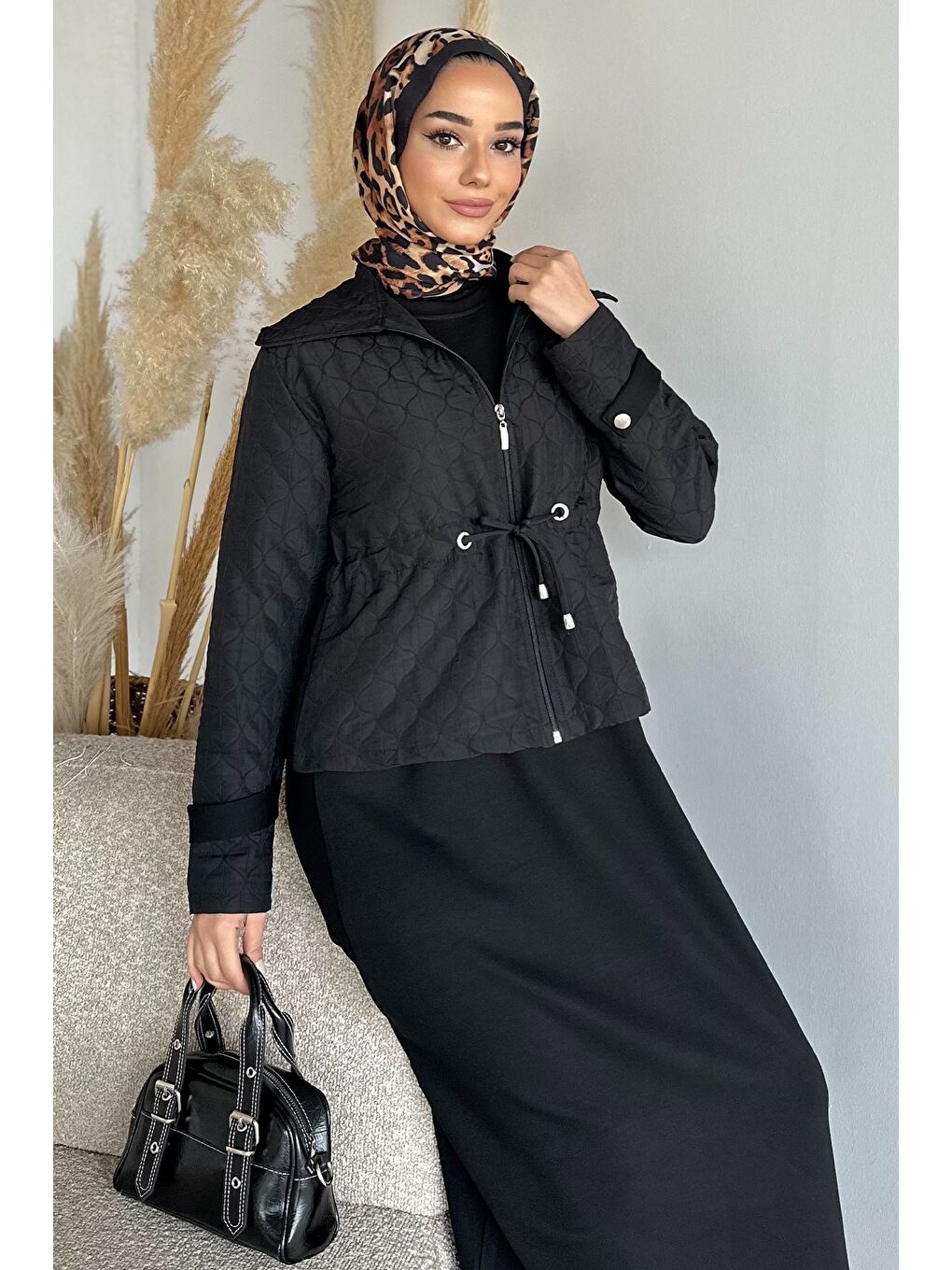 Siyah Bisiklet Yaka Tesettür Elbise Jakarlı Ceket İkili Takım-2