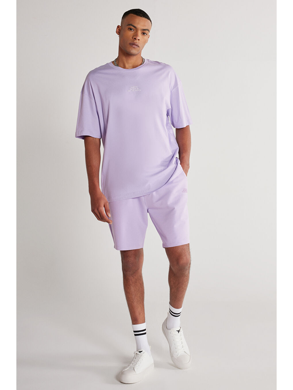 Erkek Lila Standart Fit Normal Kesim Pamuklu Cepli Rahat Örme Şort-1