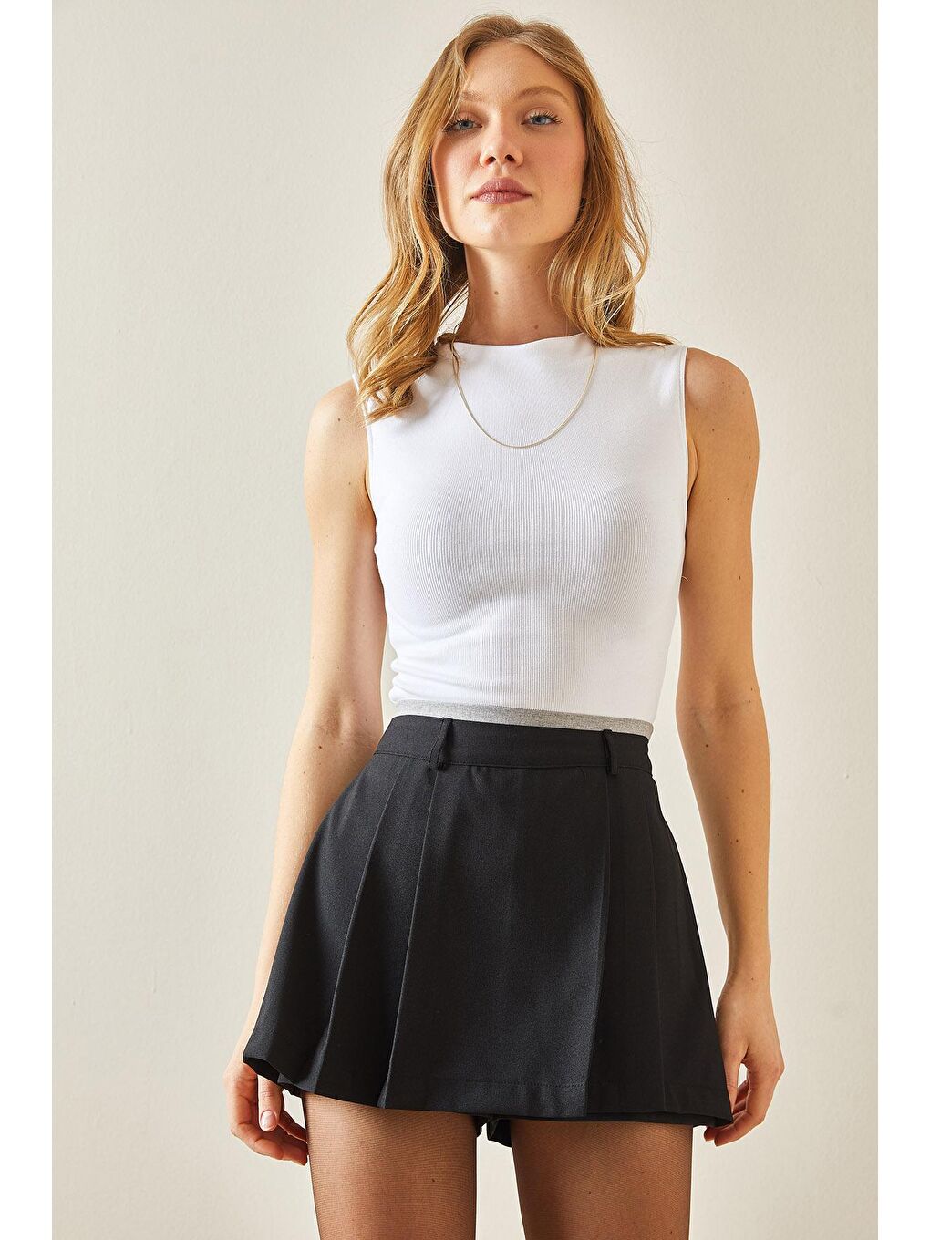 Siyah Pile Detaylı Şort Etek 5YXK7-48243-02-4