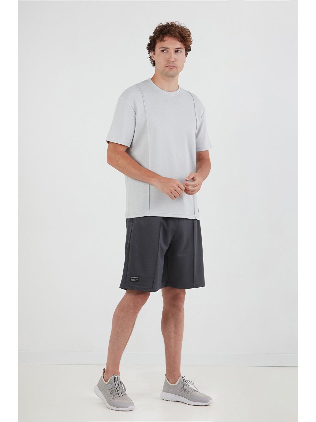 Gri Basic Çimalı Bisiklet Yaka Tişört-1