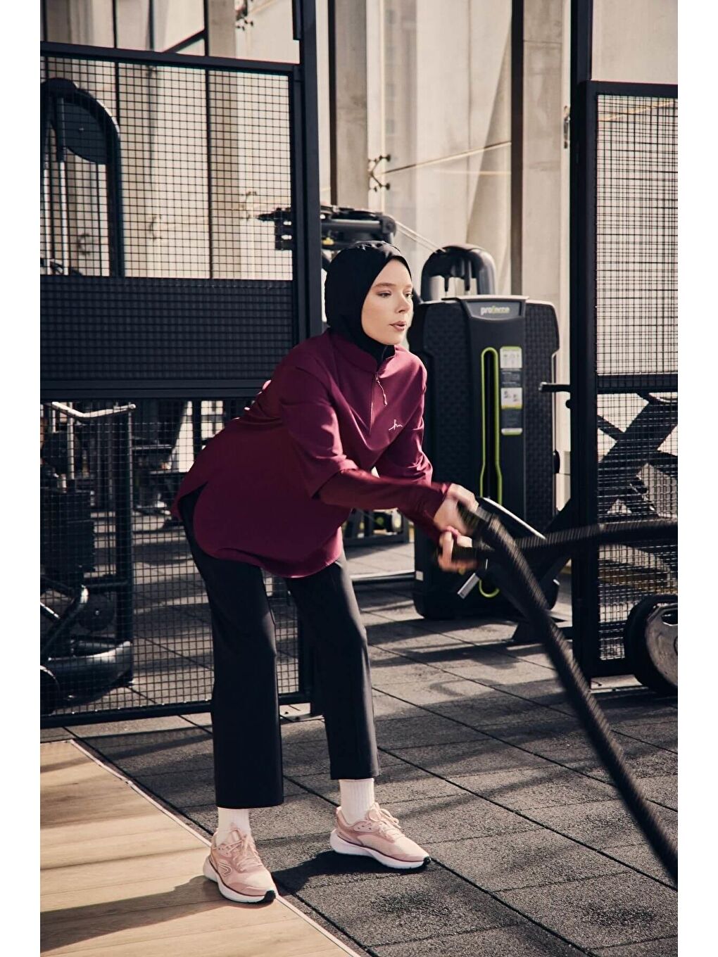 Active Uzun Kollu Yakası Fermuarlı Mor Tesettür Antrenman Tişörtü Act-9-2