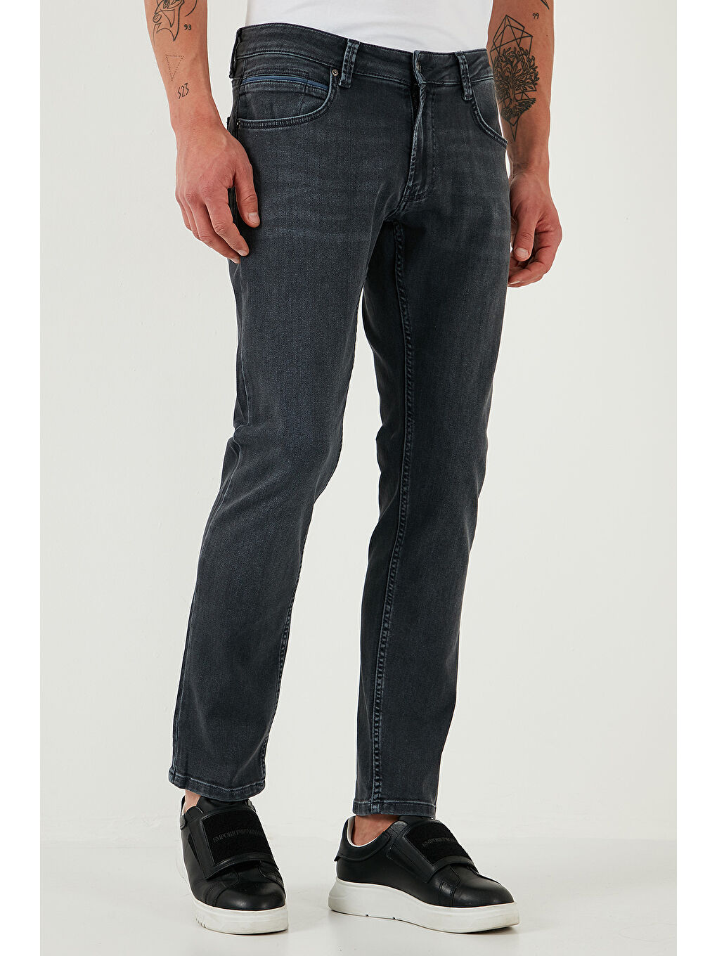 Siyah Pamuklu Regular Fit Normal Bel Boru Paça Jeans 2211S78PARMA-1